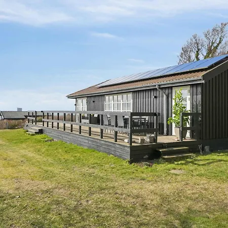 Summerhouse With Fantastic Panorama Seaview Hébergement de vacances Fåborg