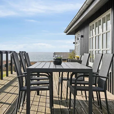 Hébergement de vacances Summerhouse With Fantastic Panorama Seaview