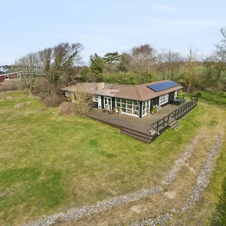 Hébergement de vacances Summerhouse With Fantastic Panorama Seaview