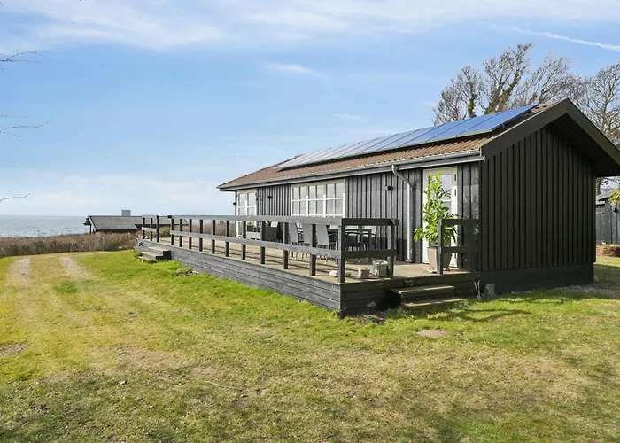Summerhouse With Fantastic Panorama Seaview Σπίτι διακοπών Fåborg